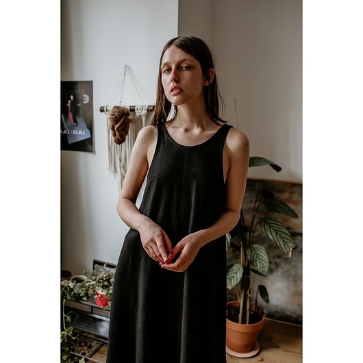 sukienki midi damskie Sukienka LULU czarna