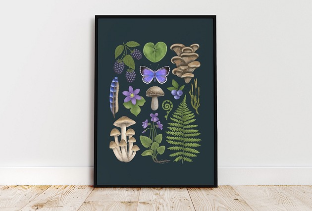 plakaty Plakat "Runo Leśne" granatowe tło A4