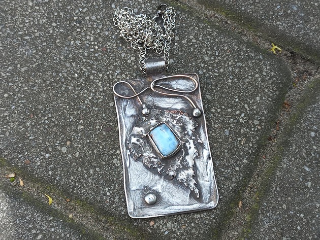 wisiory Larimar na liściu - wisiorek