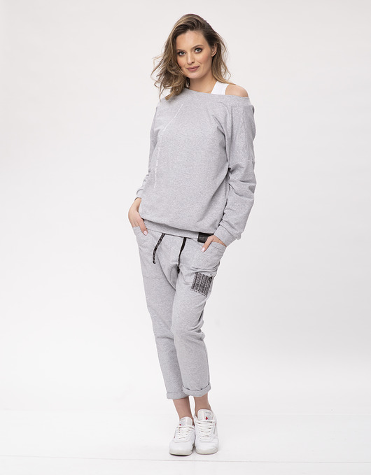 Bluza dresowa z dekoltem Ada Look 112 szara Look made with Love