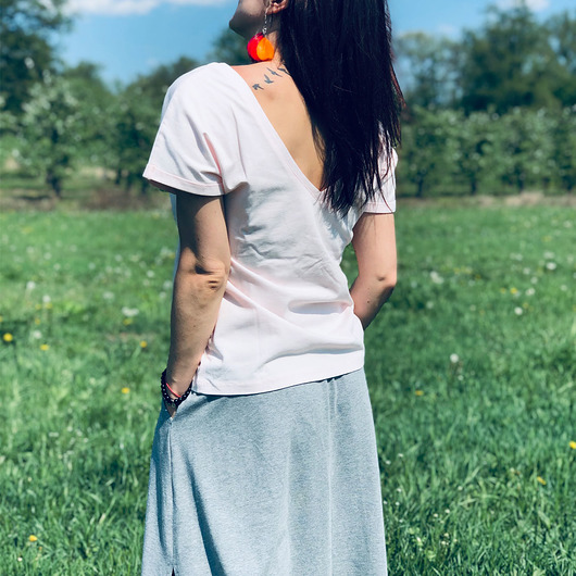 t-shirt damskie Tiszert z dwustronnym dekoltem  - różowy