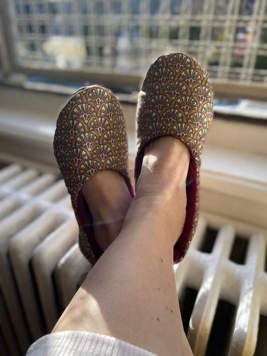 kapcie damskie Kapcie brązowe w kwiatki r.39