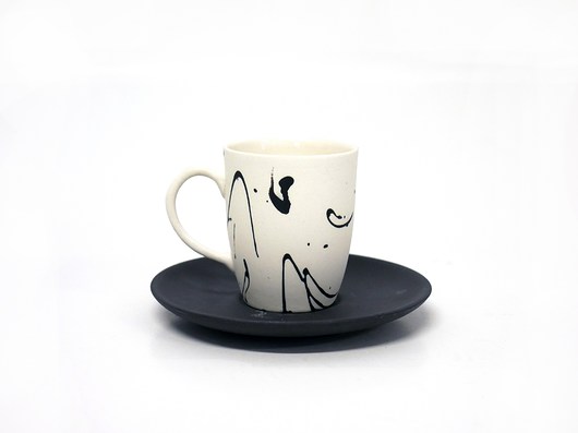 Filiżanka espresso splash black saucer  malikceramik