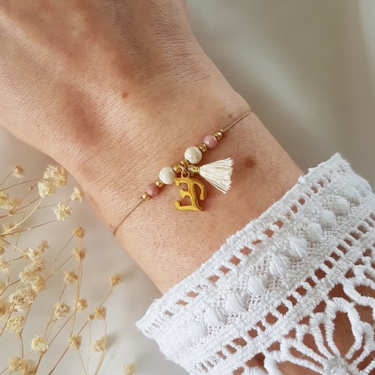 bransoletka z Twoją literką LEI handmade 