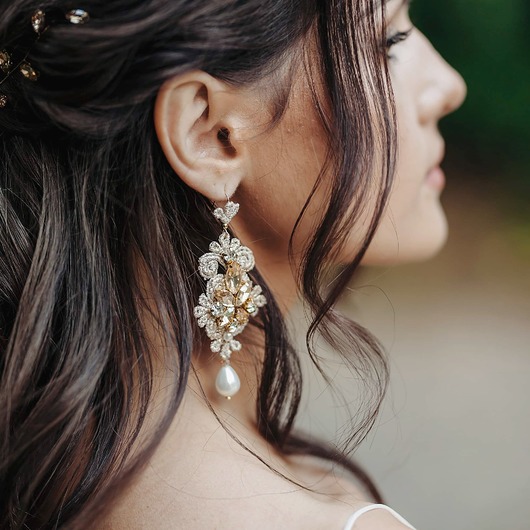Biżuteria ślubna Lace Me Gold - perłowe