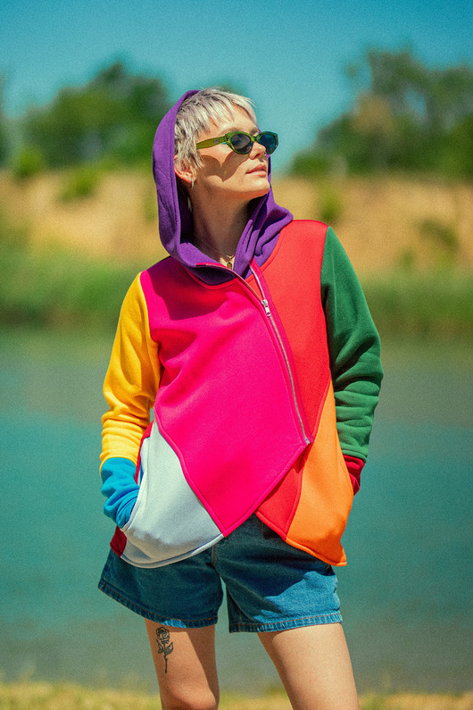 bluza z kapturem damska Inna bluza , krótka kolorowa bluza