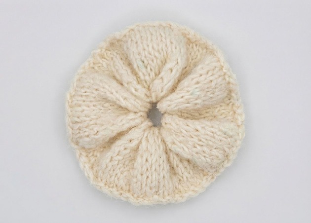 gumki do włosów Wełniana puchata scrunchie z błyszczącą nitką