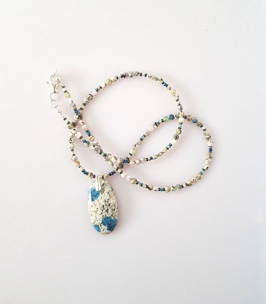 wisiory Naszyjnik  z wisiorem K2 Między niebem a ziemią v 2