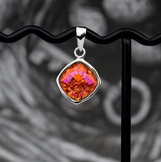 wisiory Ognisty wisior - smocze oko - Ertzagani