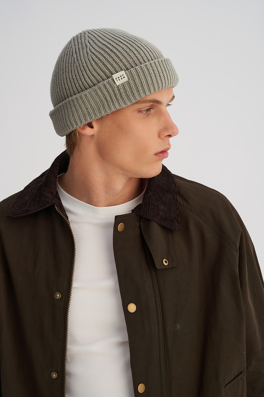 czapki i kapelusze męskie Krótka czapka prążkowana jasnoszara