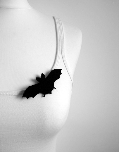felt bat... felt label