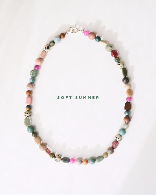 chokery SOFT SUMMER Naszyjnik RHEI z kamieni naturalnych dla zgaszonego lata