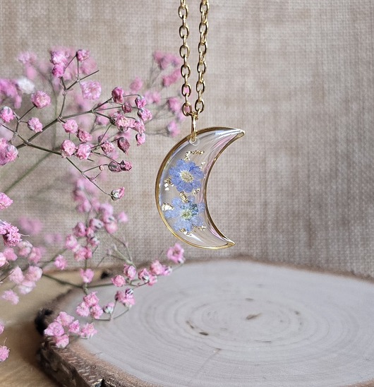 wisiory Złoty wisiorek złota zawieszka księżyc niezapominajki