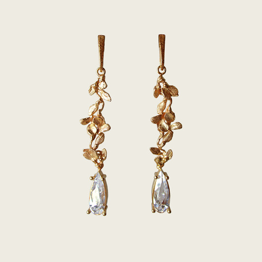 Zmysłowe złote kolczyki z gałązek - Jagoda KOS jewellery