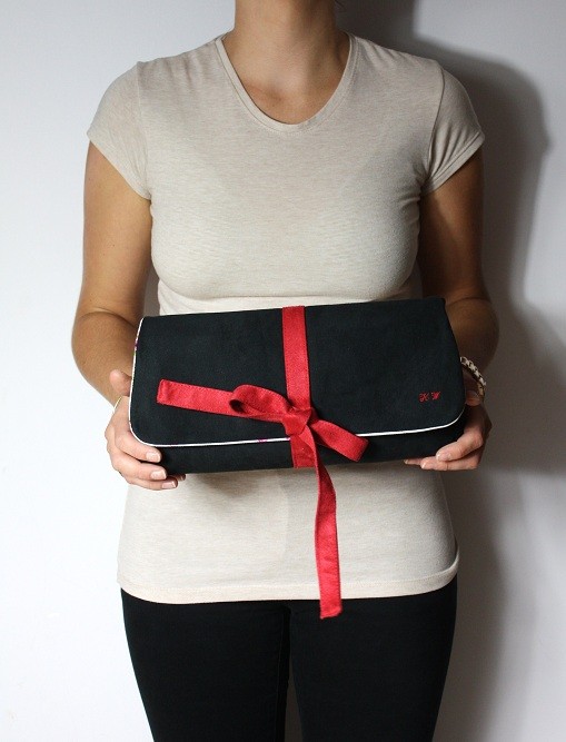 Kopertówka black + red + floral  Zuzia Górska