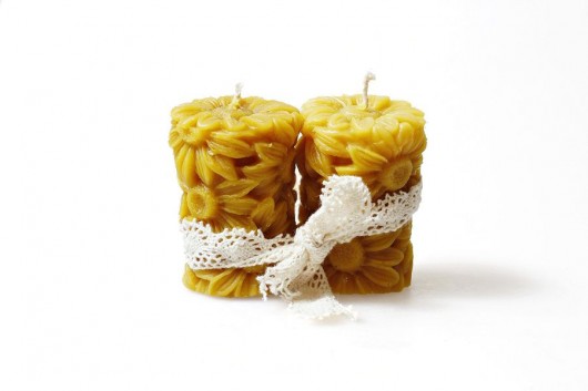 świece z wosku pszczelego ''w stokrotki'' Nikka handmade