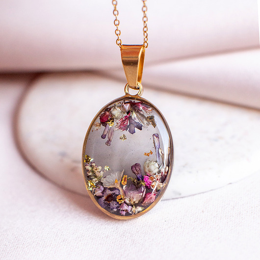 wisiory Wisiorek z kompozycją kwiatową