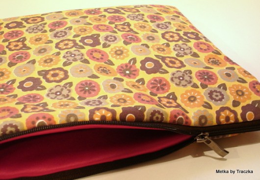 Oldshool flowers - etui na laptopa 13 cali  metka by traczka