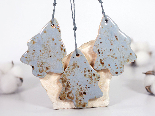 ozdoby choinkowe Ceramiczne choinki zestaw 3 ozdób choinkowych