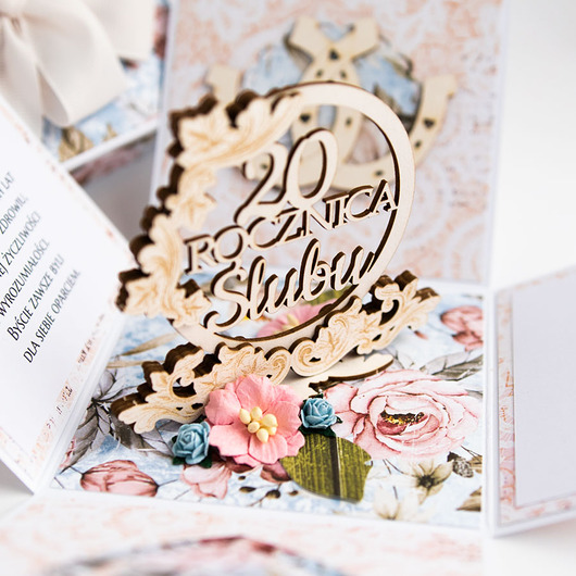 kartki scrapbooking 20 rocznica ślubu, porcelanowe gody, exploding box, kartka 3d