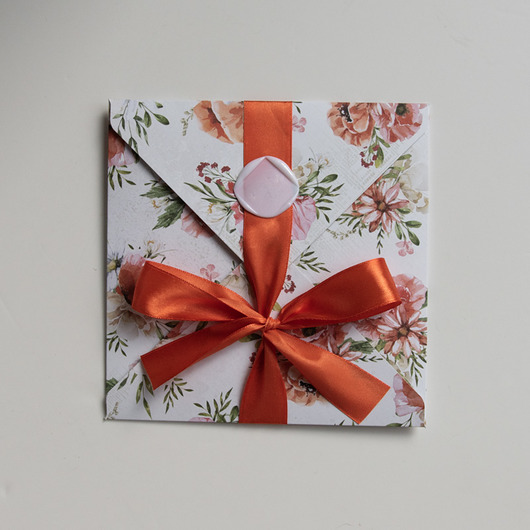 kartki scrapbooking Kartka ślubna kopertówka czerwone kwiaty