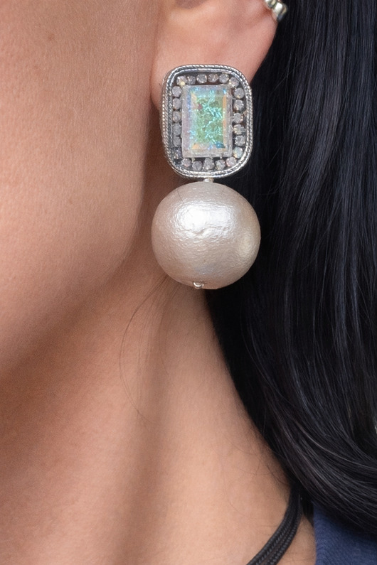 kolczyki soutache Kolczyk z kryształem i perłą sztyfty sutasz