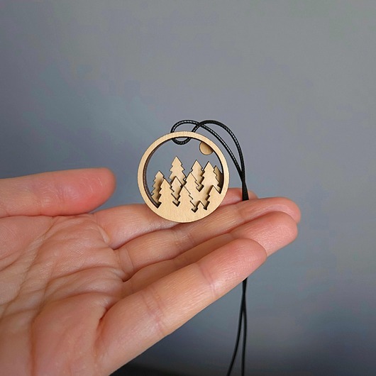 wisiory Naszyjnik przestrzenny LAS