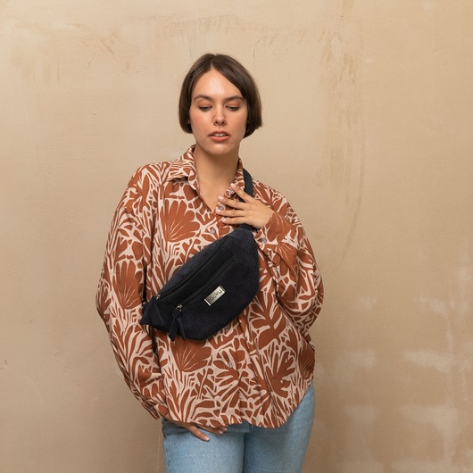 saszetka nerka Sztruksowa nerka fall czarna