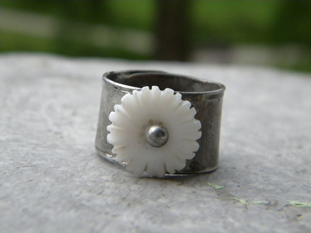 Rezerwacja - Roman Ancient Ring ;)  kwiatek Beata Trotter