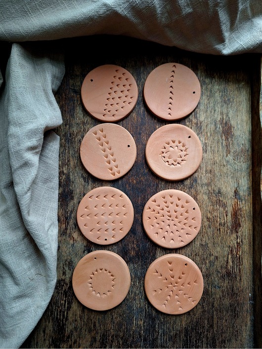 kafle i panele Ceramiczne zawieszki 8 sztuk kafelki artystyczne