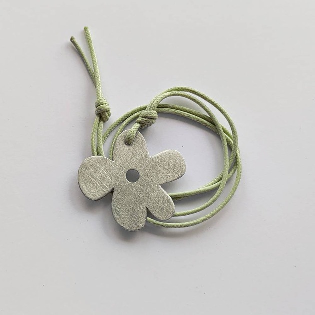 wisiory KWIAT wisiorek