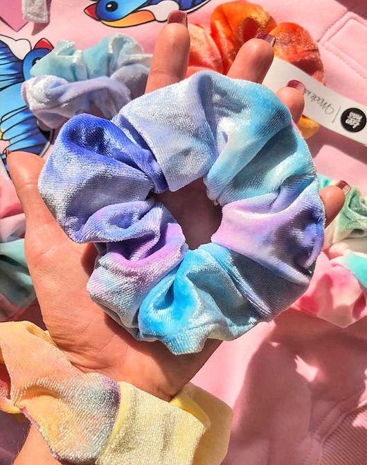 scrunchie TIE DYE niebiesko-fioletowa ŁAP NAS