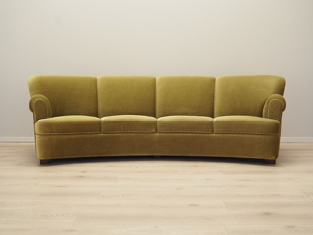 sofy i szezlongi Sofa welurowa zielona, duński design, lata 60, produkcja: Dania