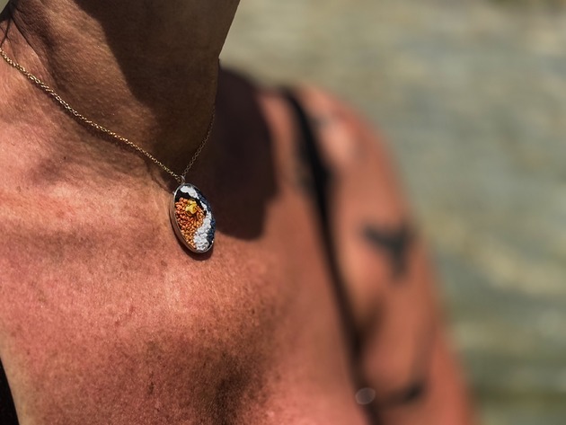 wisiory Medalion Fala z bursztynem /Seria Kolory Bałtyku