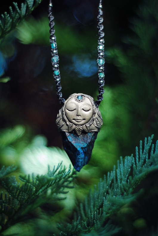 wisiory Naszyjnik FOREST SPIRIT z Elfem i Chryzokolą