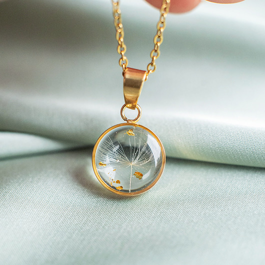 wisiory Wisiorek z rzęsek dmuchawca