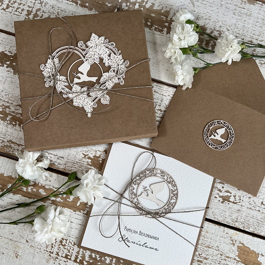 kartki scrapbooking Ręcznie robiona kartka na bierzmowanie z personalizacją