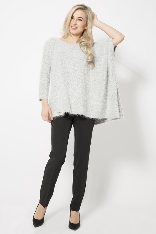 Sweter Italy. Lattore