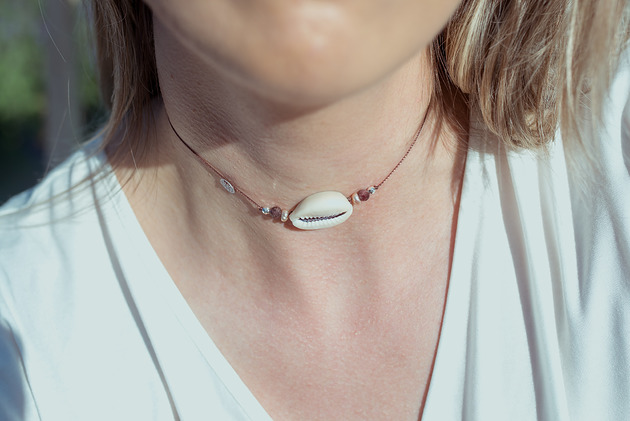bransoletki z kamieni naturalnych Choker Muszla Kamienie Granatu Perły