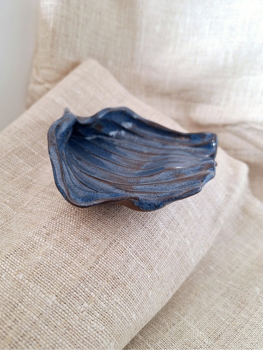 Podstawki pod kadzidełka Ceramiczna muszla