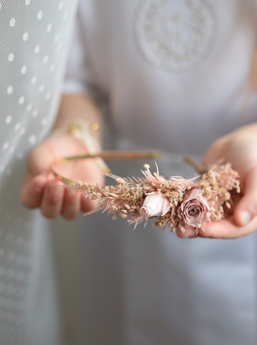 wianki komunijne Opaska na głowę z pastelowych stabilizowanych i suszonych kwiatów