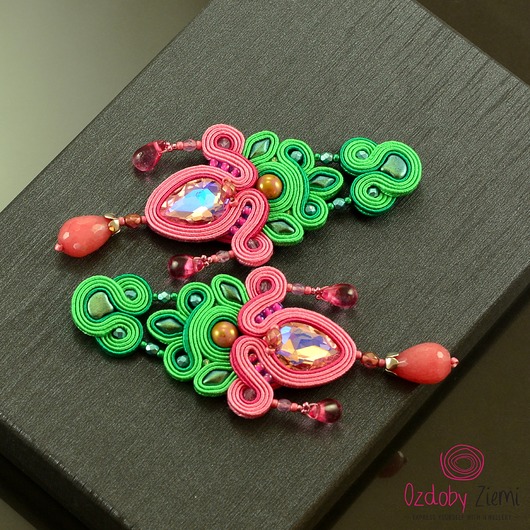 kolczyki soutache Różowo pistacjowe kandelabrowe kolczyki sutasz