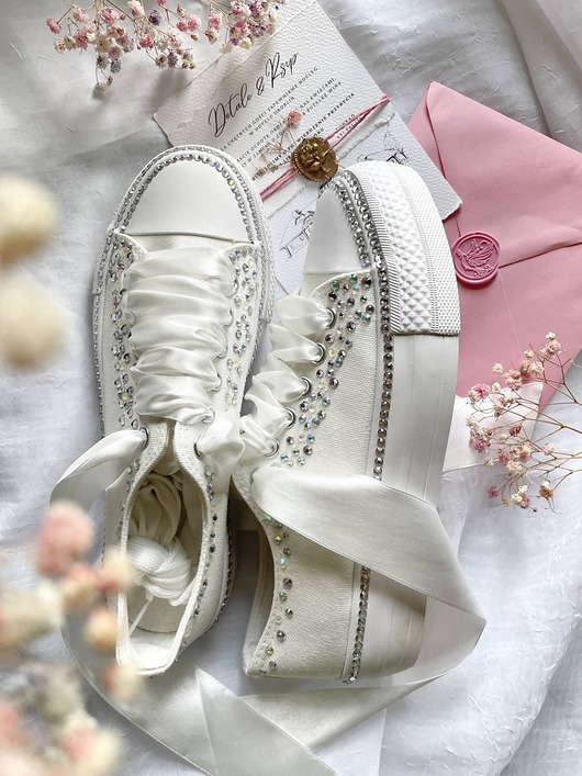 dodatki ślubne Ślubne Trampki. Buty Ślubne.