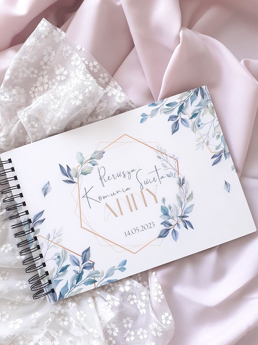 komunia - pozostałe WYJĄTKOWA PAMIĄTKA KOMUNIJNA personalizowany album