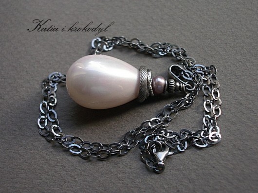 Powder pearl-naszyjnik Katia i krokodyl