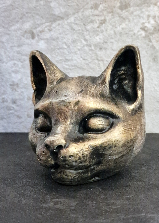 figurki i rzeźby Rzeźba Głowa kota złoty wys. 7,3 cm