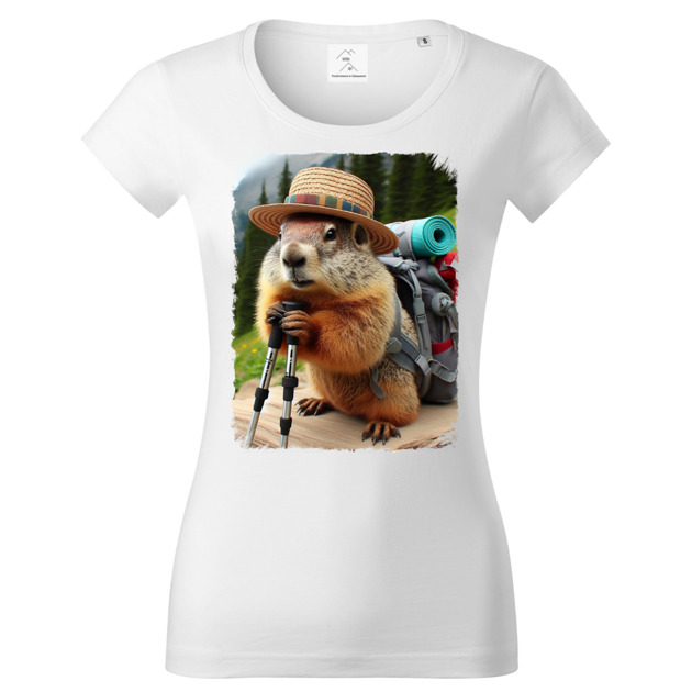 t-shirt damskie Tatra Art i świstak na górskim szlaku z plecakiem w kapeluszu koszulka damska