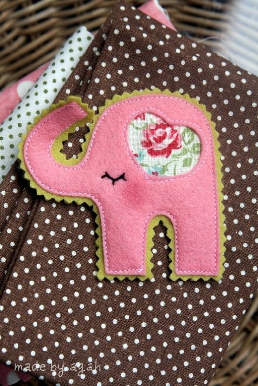 Broszka Sleepy Elephant made by agah