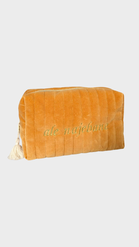 kosmetyczki Kosmetyczka pikowana z haftem "Ale Najebane"