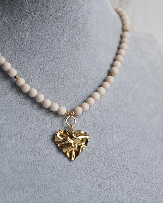 chokery Naszyjnik z kamienia rzecznego z sercem